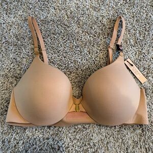 NEW with tags Victoria's Secret Incredible Perfect Shape Push-Up Bra.